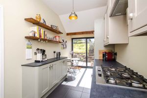 Photo 16- click for photo gallery